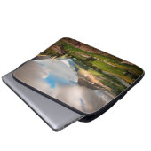 Cloudy Mountains | Alpenmeer Laptop Sleeve (Voorkant onderkant)