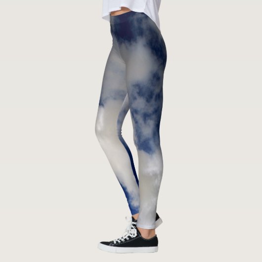 Cloudy Sky Leggings (Links)