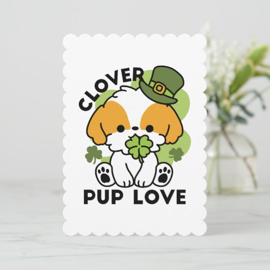 Clover Pup Love - St. Patrick's Day Dog Design Feestdagenkaart (Staand voorkant)