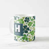 Clover Shamrock Monogrammed St. Patrick's Day Koffiemok (Voorkant links)