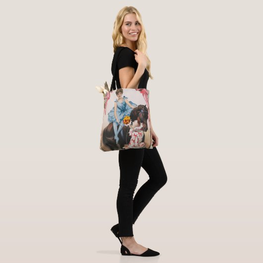 Clown die bloemen overhandigt aan een vrouw te paa tote bag (Op model)