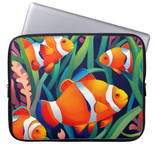 Clownfish in zeewier laptop sleeve