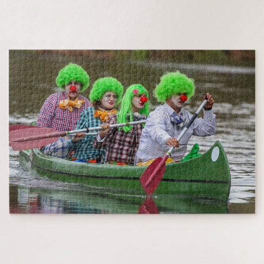 Clowns boating on river. legpuzzel (Horizontaal)