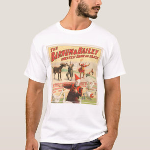 Clowns met optredende ganzen, hanen en ezels. t-shirt