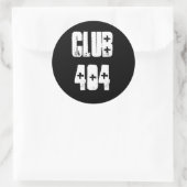 ‘Club 404’ Sticker met Shotgun Ambulance Font (Tas)