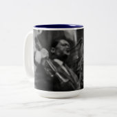 Club Orchestra á l´huile Tweekleurige Koffiemok (Voorkant links)