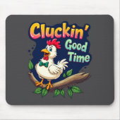 Cluckin Good Time Funny Chicken Illustration  Muismat (Voorkant)