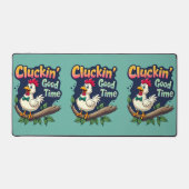 Cluckin' Good Time Grappige Kip Illustratie Bureaumat (Voorkant)