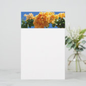 Cluster Golden Bougainvillea Floral Briefpapier (Staand voorkant)