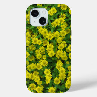 cluster van kleine gele wilde bloemen iPhone 15 case