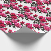 Clustered Red And Pink Roses On A Stark White  Cadeaupapier (Hoek)