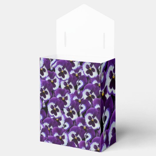 Clusters van Paarse witte slipjes: Harmonieuze gen Bedankdoosjes (Geopend)