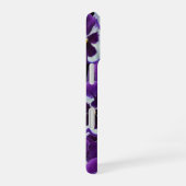 Clusters van paarse witte viooltjes: harmonieuze g iPhone 16 hoesje (Rechterkant)