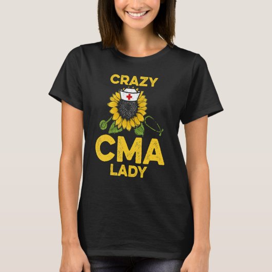 CMA Certified Medical Assistant Lady Assisting T-shirt (Voorkant)