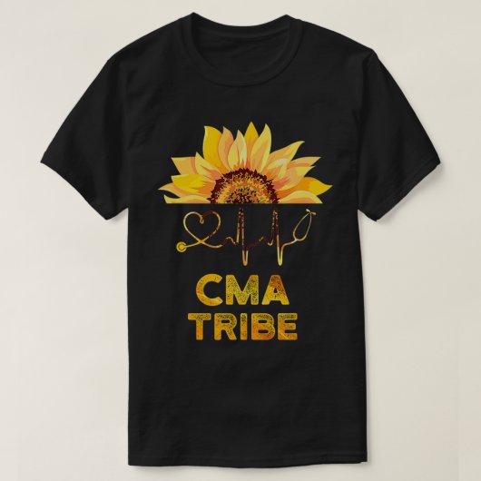 CMA Certified Medical Assistant Team Assisting  T-shirt (Design voorkant)