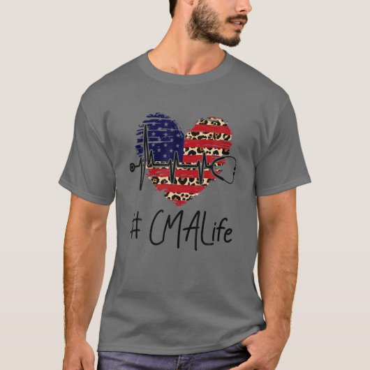 CMA Life Hart Amerikaanse Vlag Luipaard Stethoscoo T-shirt (Voorkant)