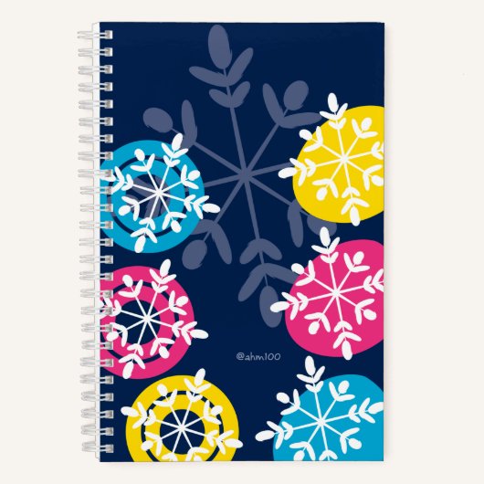 CMYK Snowflakes on Blue Notitieboek (Voorkant)