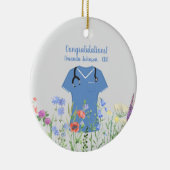 CNA Blue Scrubs Keramisch Ornament (Rechts)