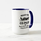 Co-Pilot Rules WWII Plane Humor Tee Mok (Voorkant rechts)