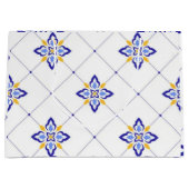 Coastal Blossom Minimal Blue Modern Mediterranean Groot Cadeauzakje (Voorkant)