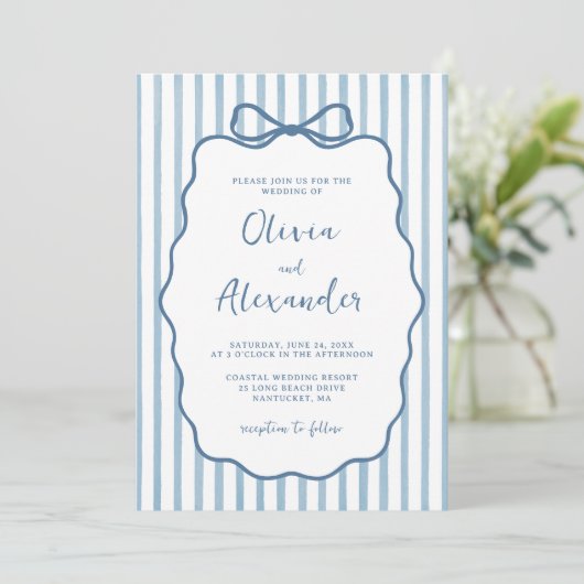 Coastal Blue Whimsical Stripe Bow Wedding Kaart (Staand voorkant)