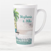 Coastal Camping Retro Trailer Personalized Latte Mok (Rechts)