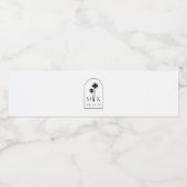 Coastal Chic Minimalist Weddenschap Monogram Waterfles Etiket (Enkel label)