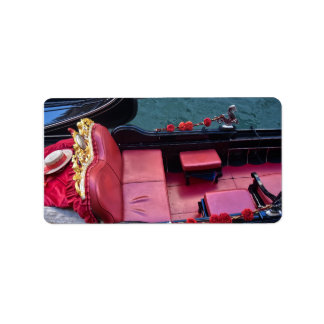 Coastal Luxury Gondola in Venice Etiket