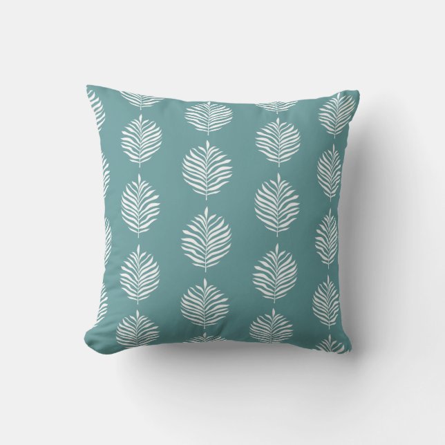 Coastal Palm Leaf Pattern Dusty Turquoise Kussen (Voorkant)