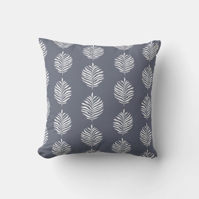 Coastal Palm Leaf Pattern Folkstone Gray Kussen (Voorkant)