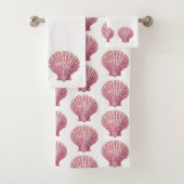 Coastal Pink Seashell op wit Bad Handdoek (Insitu)