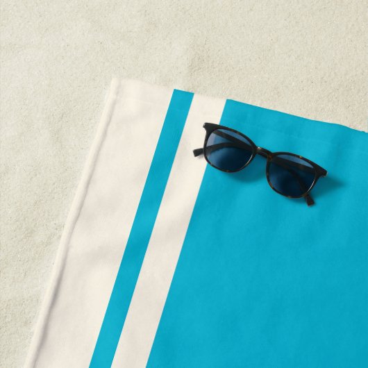 Coastal Stripe Beach Towel - Turquoise & Cream Strandlaken (In situ)