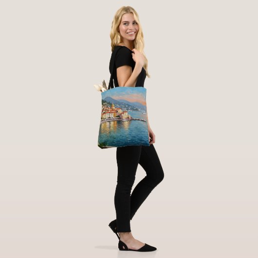 Coastal Village Tote Bag (Op model)