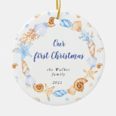 Coastal Zee Shell Onze Eerste Kerstfoto Keramisch Ornament (Voorkant)