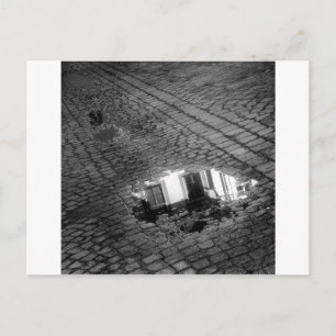 Cobblestone Street met puddle, Innsbruck Oostenrij Briefkaart