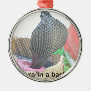 Cobra in Basket Art Print Metalen Ornament