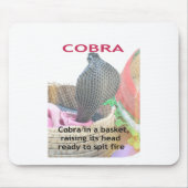 Cobra in Basket Art Print Muismat (Voorkant)