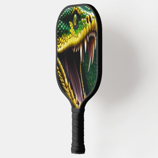 Cobra slang met levendige groene en gele schubben pickleball paddle (Links)