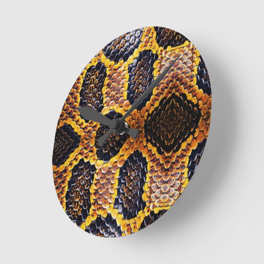 cobra snake skin pattern ronde klok (Hoek)