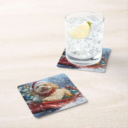 Cockapoo Dog in Sledge Laat het Sneeuw Kerstmis Kartonnen Onderzetters (Insitu)