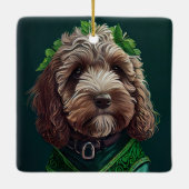 Cockapoo-hond in St. Patrick's Day-jurk Keramisch Ornament (Achterkant)