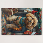 Cockapoo-hond met kerstcadeaus bij de open haard legpuzzel (Horizontaal)