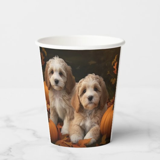 Cockapoo Puppy Herfst Delight Pompoen Papieren Bekers (Achterkant)
