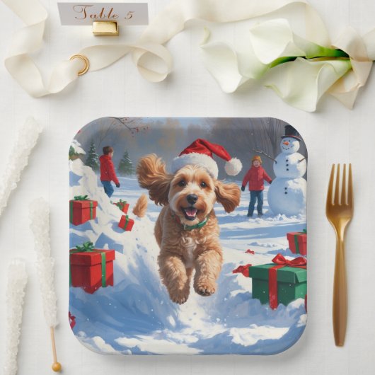 Cockapoo Rent in de Sneeuw met Kerstmuts Papieren Bordje (Huwelijk)
