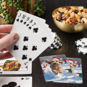 Cockapoo Rent in de Sneeuw met Kerstmuts Pokerkaarten (Insitu)