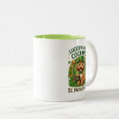 Cockapoo St. Patrick's Day GeluksHond Pot met Goud Tweekleurige Koffiemok (Voorkant rechts)