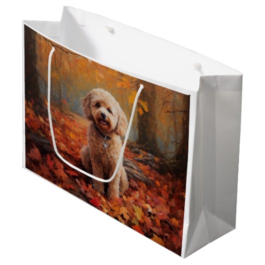 Cockapoo tussen vallende herfstbladeren inspireert groot cadeauzakje (Voorkant Gekanteld)