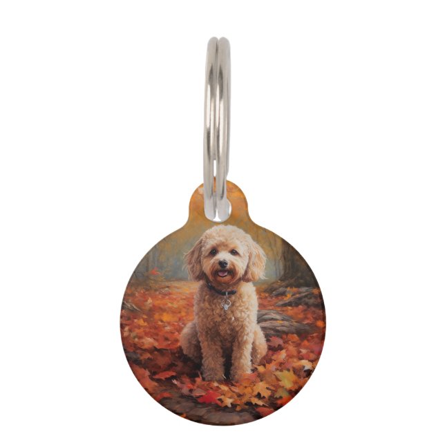 Cockapoo tussen vallende herfstbladeren inspireert huisdierpenning (Voorkant)