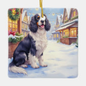 Cocker Spaniel Besneeuwd Dorp Kerst Kunst Keramisch Ornament (Voorkant)