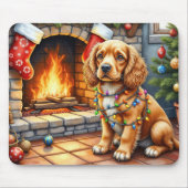 Cocker Spaniel bij de open haard met kerstverlicht Muismat (Voorkant)